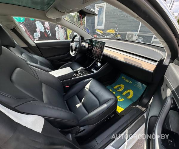 https://autogrodno.by/media/com_expautospro/images/big/_68663a9de489c.jpg