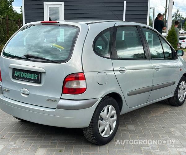 Renault  Scenic  2002