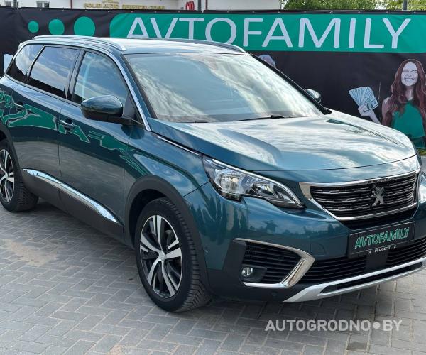 Peugeot 5008  2020