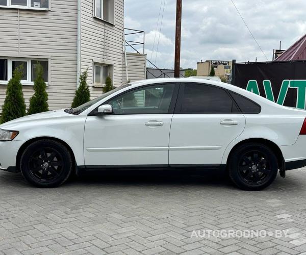 https://autogrodno.by/media/com_expautospro/images/big/_686673139ccbc.jpg