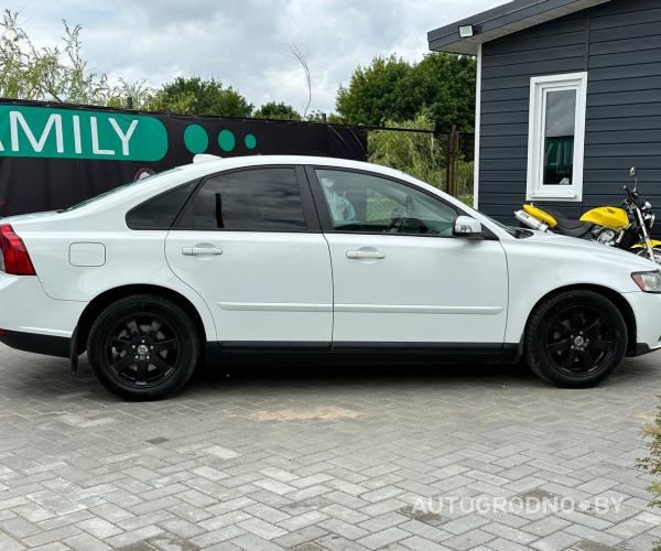 https://autogrodno.by/media/com_expautospro/images/big/_6866731439408.jpg