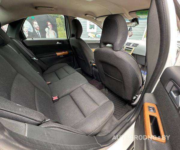 https://autogrodno.by/media/com_expautospro/images/big/_68667314cc271.jpg