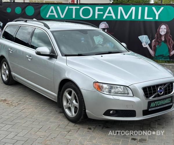 Volvo V70  2010