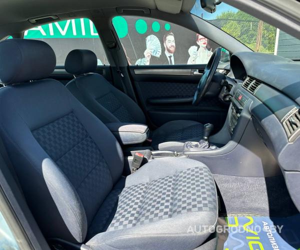 https://autogrodno.by/media/com_expautospro/images/big/_68668e47f2c27.jpg