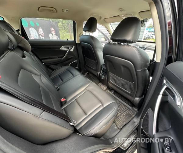 https://autogrodno.by/media/com_expautospro/images/big/_6866d20f6bbb5.jpg
