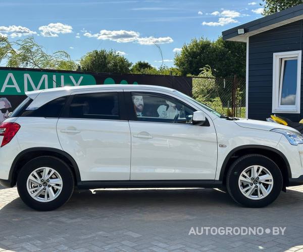 https://autogrodno.by/media/com_expautospro/images/big/_686831a09b515.jpg