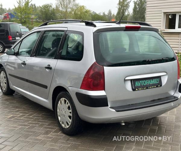 https://autogrodno.by/media/com_expautospro/images/big/_6870dade74289.jpg