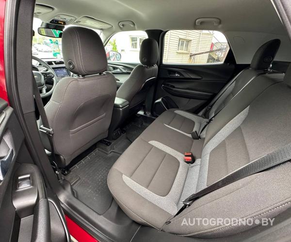 https://autogrodno.by/media/com_expautospro/images/big/_687215831c9c7.jpg