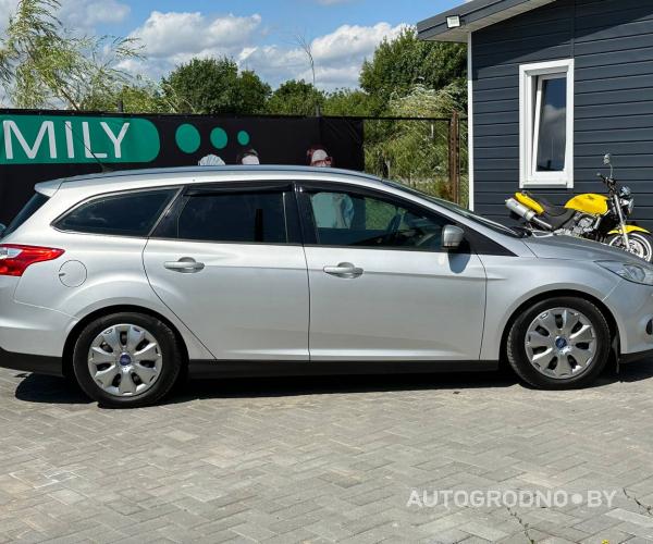 https://autogrodno.by/media/com_expautospro/images/big/_68729638a283d.jpg