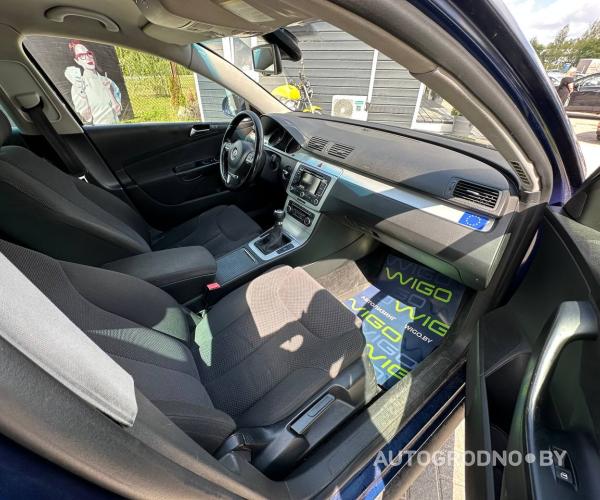 https://autogrodno.by/media/com_expautospro/images/big/_6876498287648.jpg