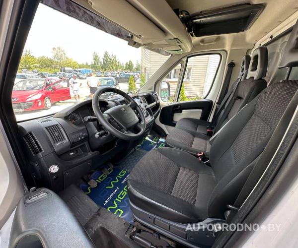 https://autogrodno.by/media/com_expautospro/images/big/_687650e97451c.jpg