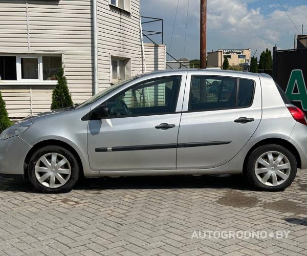 https://autogrodno.by/media/com_expautospro/images/big/_6876a3a690fc6.jpg