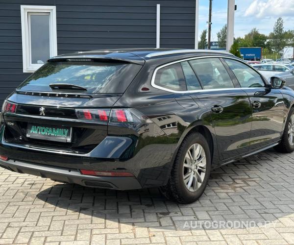 https://autogrodno.by/media/com_expautospro/images/big/_6877718edacba.jpg