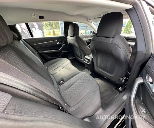 https://autogrodno.by/media/com_expautospro/images/big/_6877718fb03a2.jpg