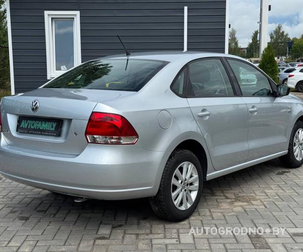 https://autogrodno.by/media/com_expautospro/images/big/_6877871f2bade.jpg