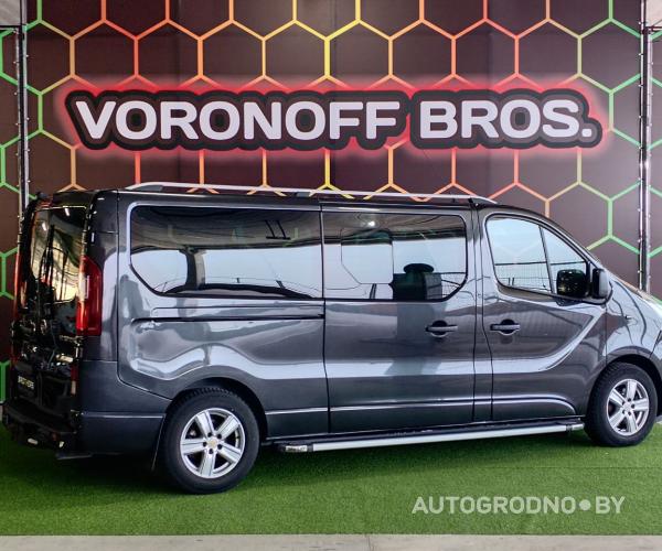 Opel  Vivaro 2016