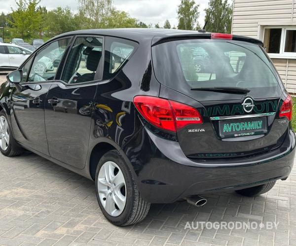 https://autogrodno.by/media/com_expautospro/images/big/_6879031364731.jpg