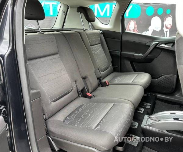https://autogrodno.by/media/com_expautospro/images/big/_6879031471960.jpg