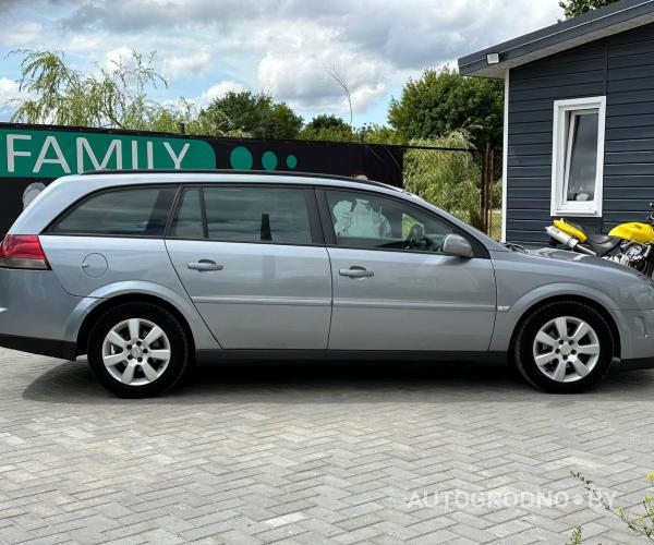 https://autogrodno.by/media/com_expautospro/images/big/_6879233ab1693.jpg