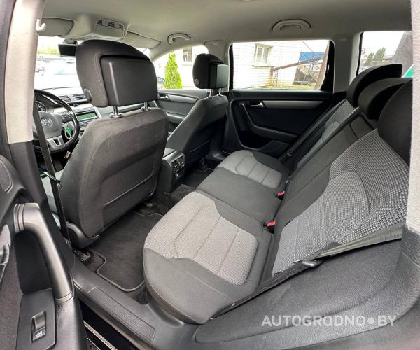 https://autogrodno.by/media/com_expautospro/images/big/_687b92bd5656a.jpg