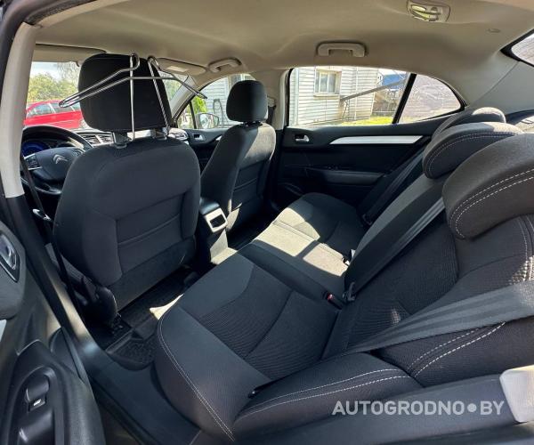 https://autogrodno.by/media/com_expautospro/images/big/_687f929eb8b7f.jpg