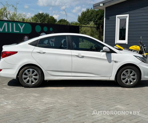 https://autogrodno.by/media/com_expautospro/images/big/_687fca0376365.jpg