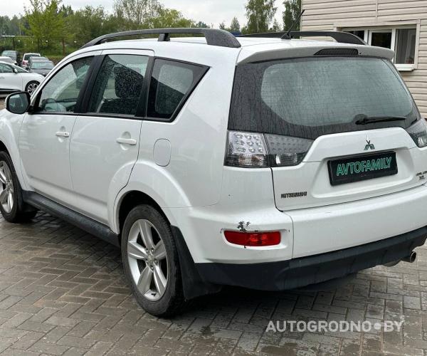 https://autogrodno.by/media/com_expautospro/images/big/_6880df1587cdb.jpg