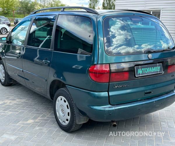https://autogrodno.by/media/com_expautospro/images/big/_6881e6756a6ea.jpg