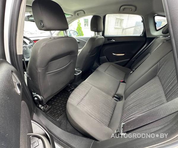 https://autogrodno.by/media/com_expautospro/images/big/_6888c149c9578.jpg
