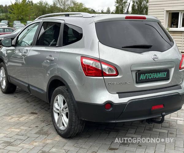 https://autogrodno.by/media/com_expautospro/images/big/_688a3bb56f11c.jpg