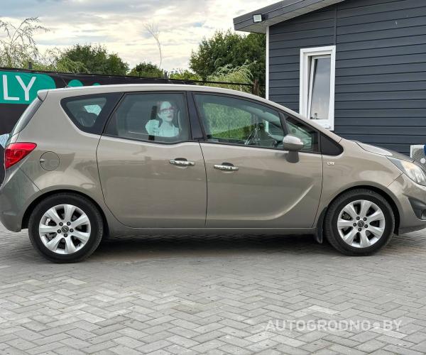 https://autogrodno.by/media/com_expautospro/images/big/_6891c705ce588.jpg