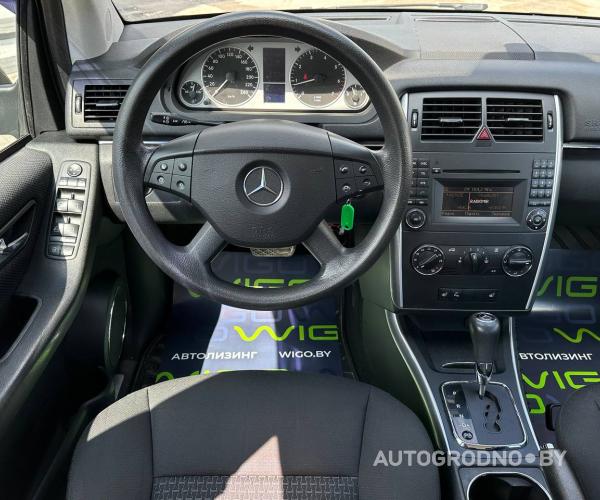 https://autogrodno.by/media/com_expautospro/images/big/_6891e30174020.jpg