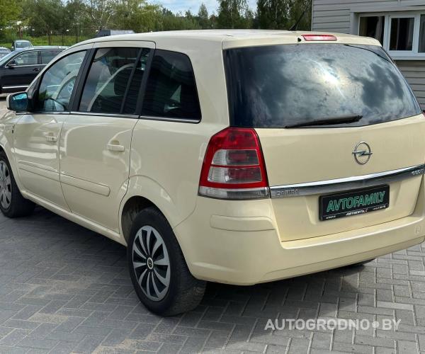 https://autogrodno.by/media/com_expautospro/images/big/_689202da14255.jpg
