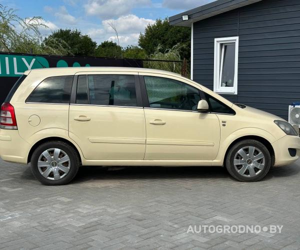 https://autogrodno.by/media/com_expautospro/images/big/_689202da76866.jpg