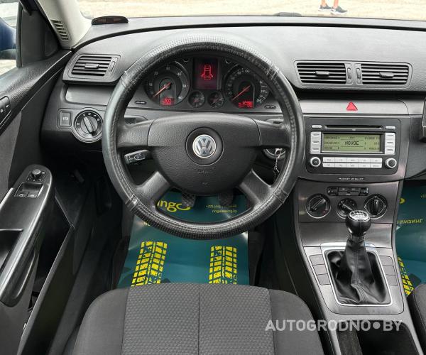 https://autogrodno.by/media/com_expautospro/images/big/_6895d32dde5ef.jpg