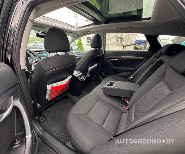 https://autogrodno.by/media/com_expautospro/images/big/_689721a0edfef.jpg