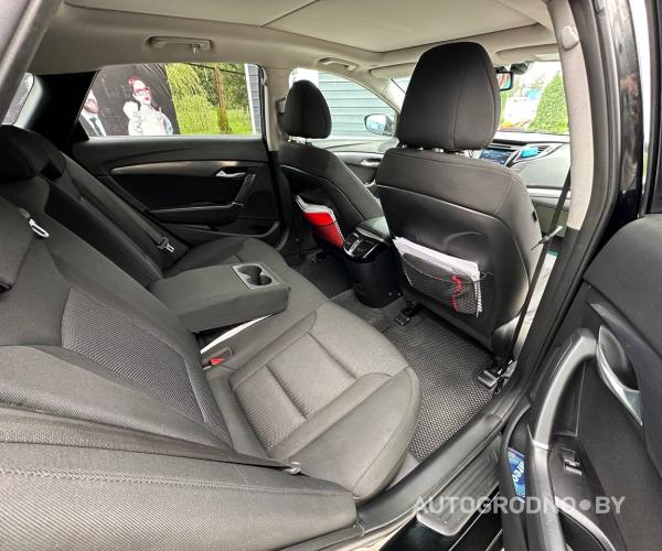 https://autogrodno.by/media/com_expautospro/images/big/_689721a12ae80.jpg