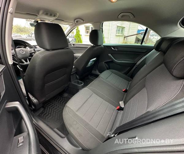 https://autogrodno.by/media/com_expautospro/images/big/_6897289e35bb1.jpg