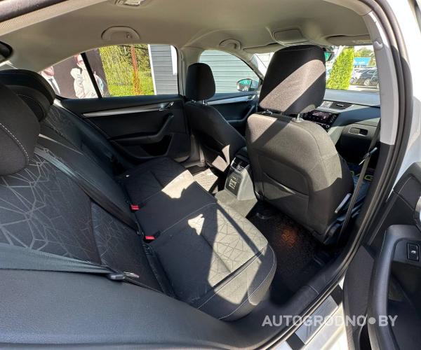 https://autogrodno.by/media/com_expautospro/images/big/_689b5c366c86c.jpg