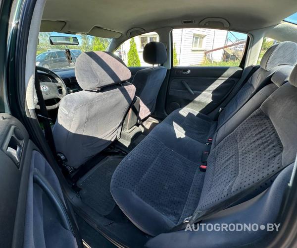 https://autogrodno.by/media/com_expautospro/images/big/_68a34667f361a.jpg