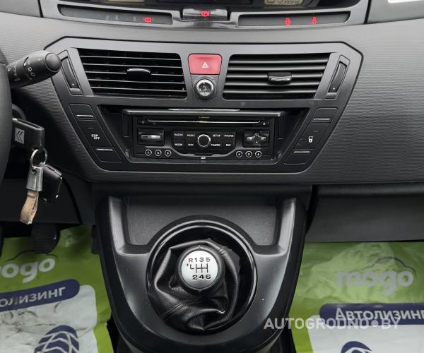 https://autogrodno.by/media/com_expautospro/images/big/_68c7f204beebc.jpg