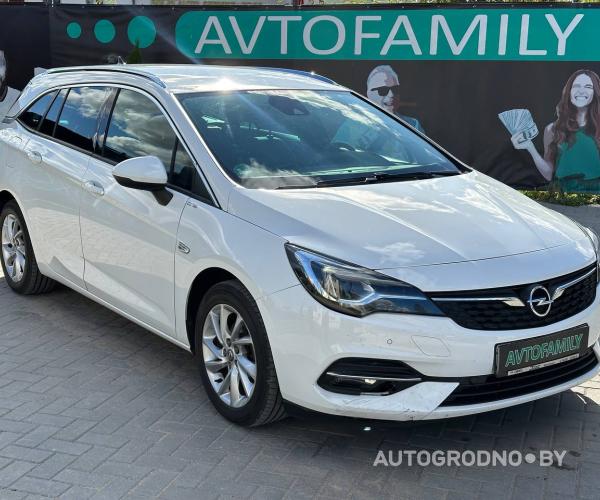 Opel  Astra  2020