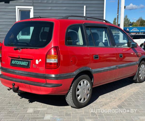 https://autogrodno.by/media/com_expautospro/images/big/_68d528e282758.jpg