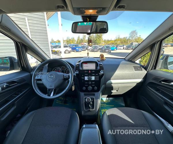 https://autogrodno.by/media/com_expautospro/images/big/_68d52a56dec38.jpg