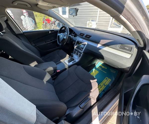 https://autogrodno.by/media/com_expautospro/images/big/_68d532ad74624.jpg