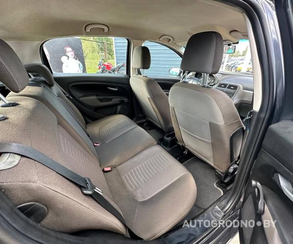 https://autogrodno.by/media/com_expautospro/images/big/_68d56448457bd.jpg