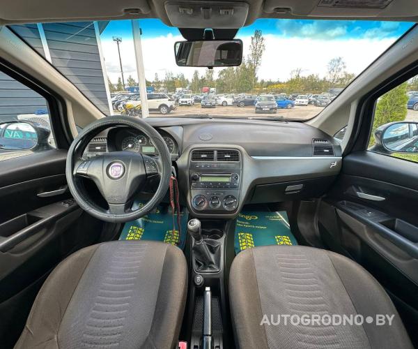 https://autogrodno.by/media/com_expautospro/images/big/_68d56448b16d0.jpg