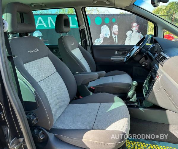 https://autogrodno.by/media/com_expautospro/images/big/_68d59afcd067e.jpg
