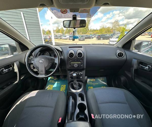 https://autogrodno.by/media/com_expautospro/images/big/_68d65ac9d9353.jpg