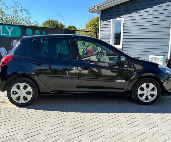 https://autogrodno.by/media/com_expautospro/images/big/_68d6d379f1eb5.jpg